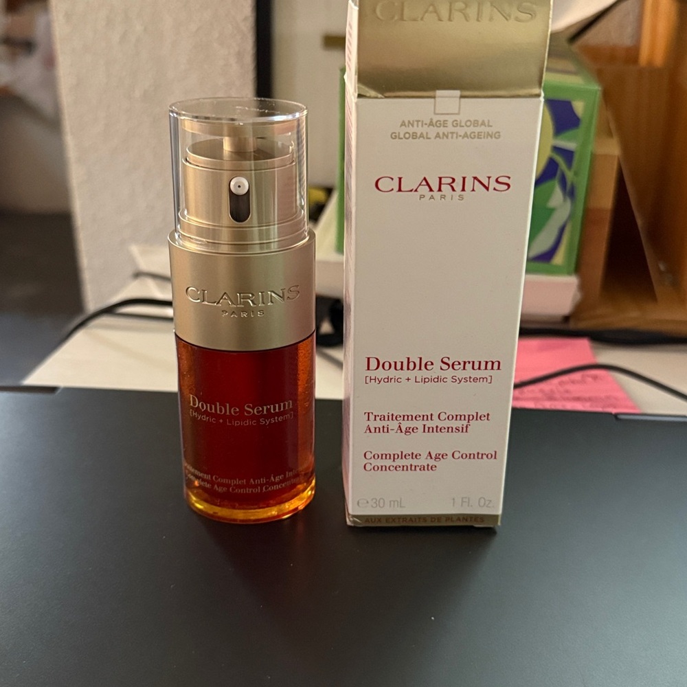 Clarins Double Serum - White and Gold Packaging